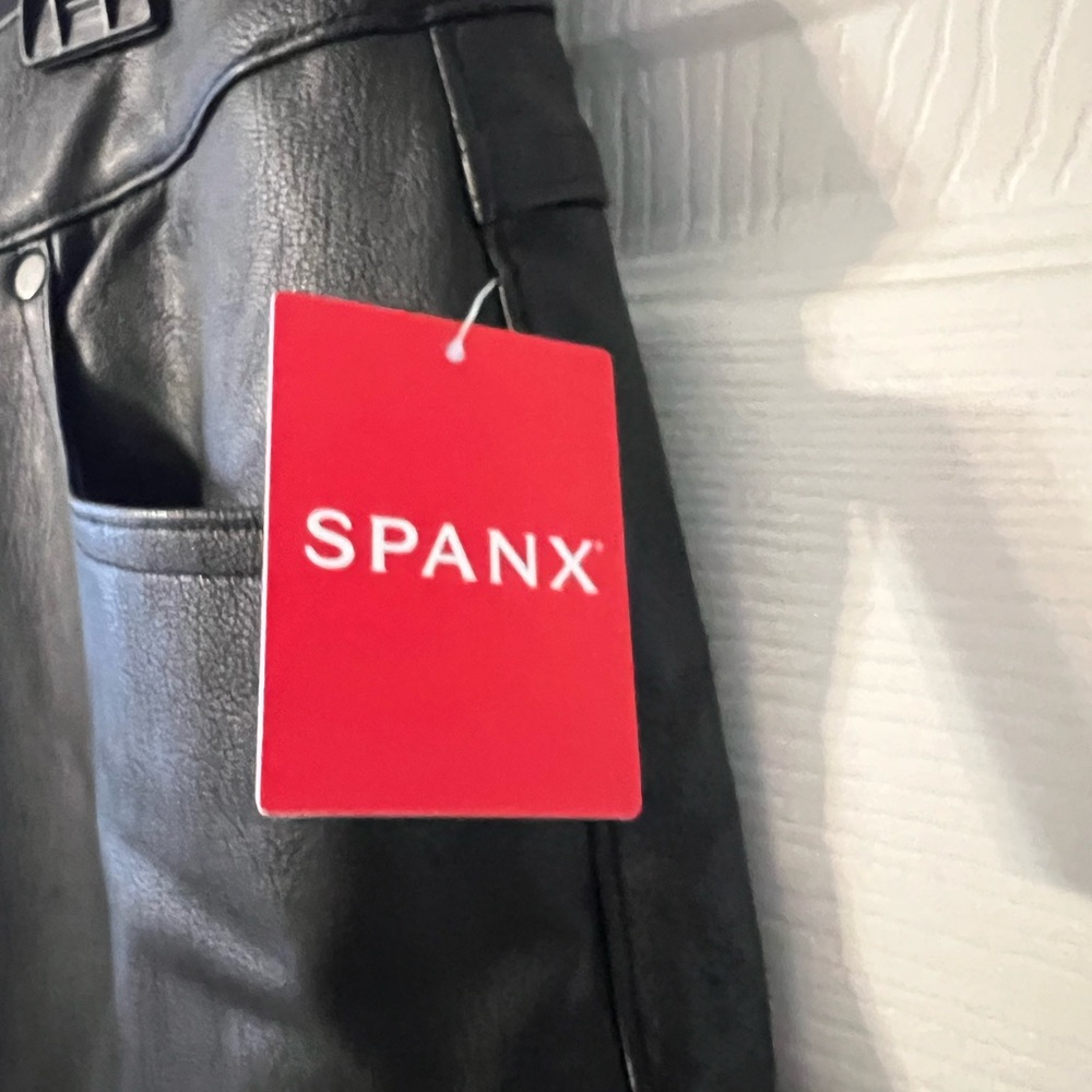 SPANX Luxe Black Slim Straight Pants